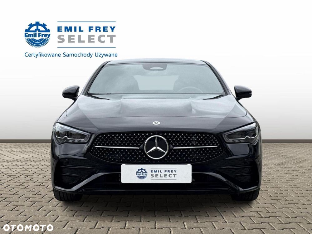 Mercedes-Benz CLA - 8