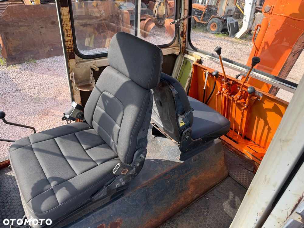 Schaeff 900 902 - 19