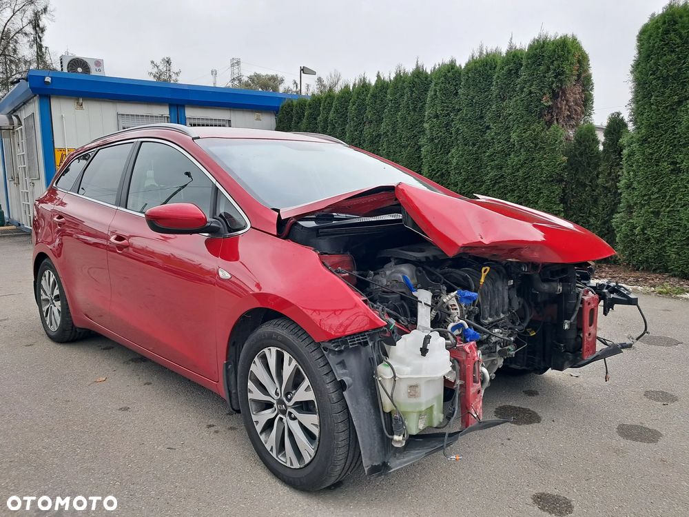 Kia Ceed 1.6 GDI Smart Plus - 18