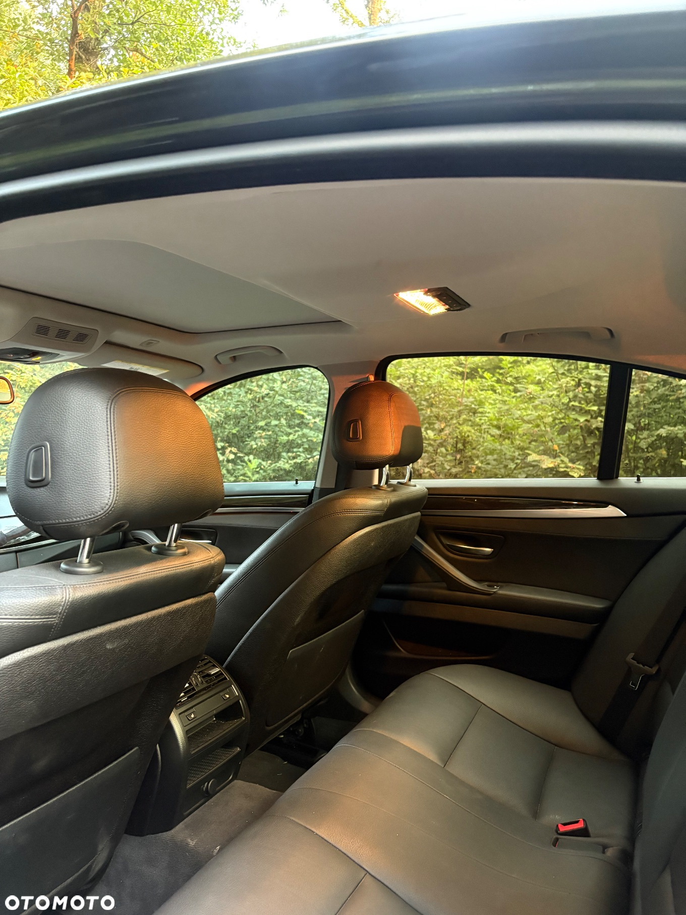 BMW Seria 5 528i xDrive - 8