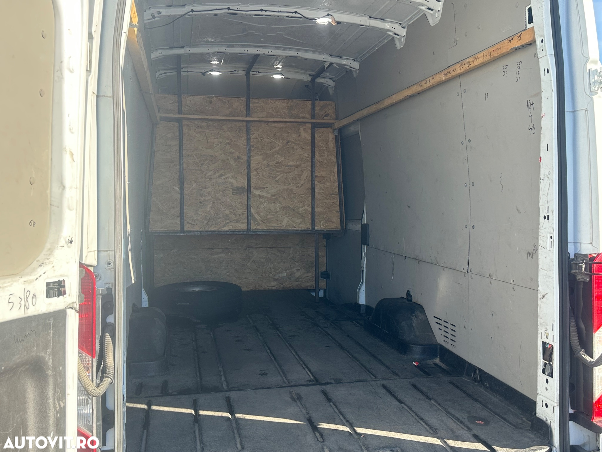 Ford Transit L4H3 - 36