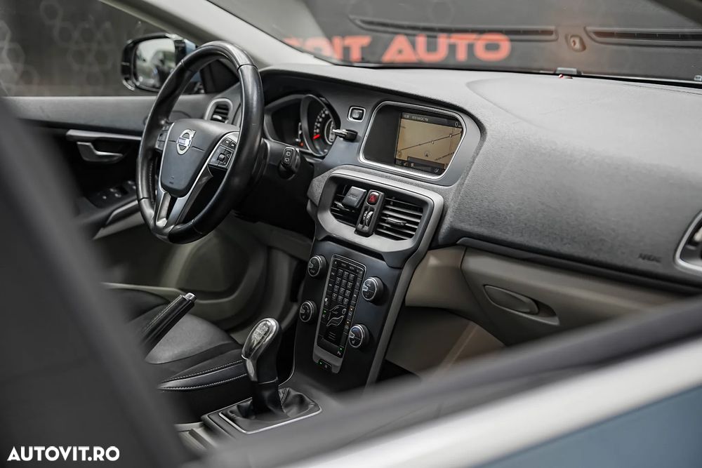 Volvo V40 D2 ECO Basic - 14