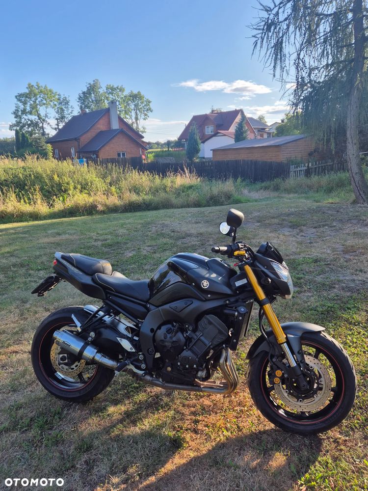 Yamaha FZ8 - 4