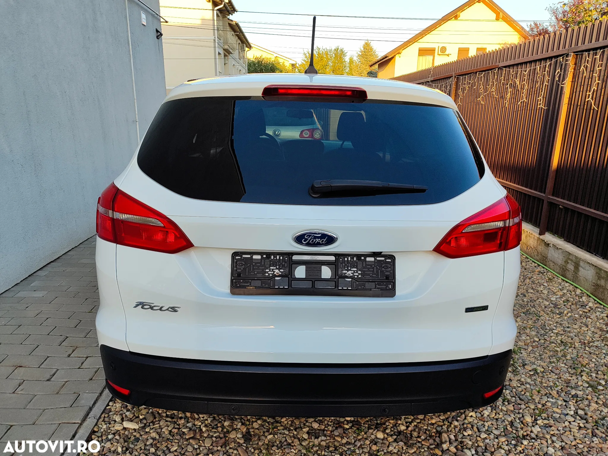 Ford Focus 1.0 EcoBoost Start-Stopp-System COOL&CONNECT DESIGN - 6