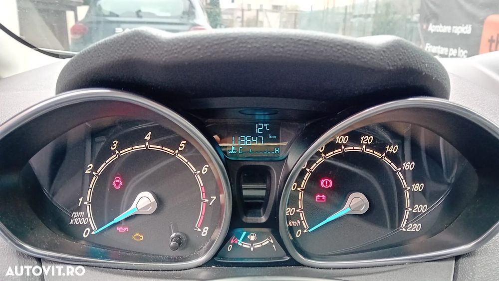 Ford Fiesta 1.0 EcoBoost Titanium - 9