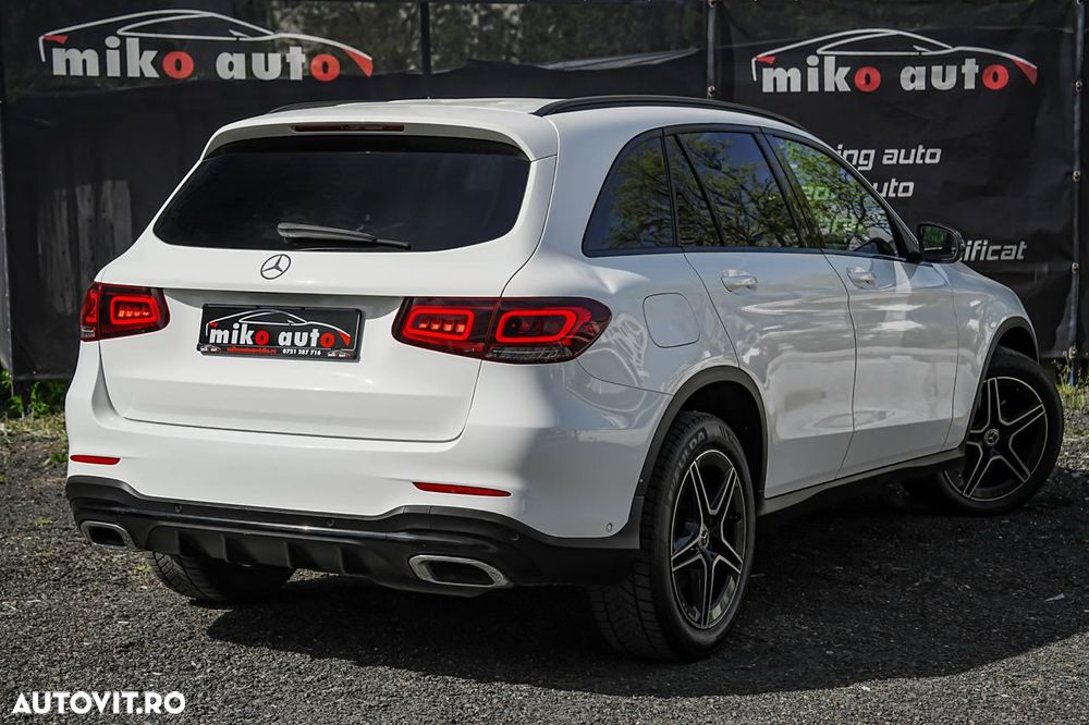 Mercedes-Benz GLC 220 d 4MATIC 9G-TRONIC AMG Line - 11