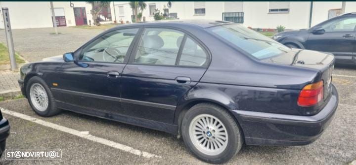 BMW 520 i Touring - 3