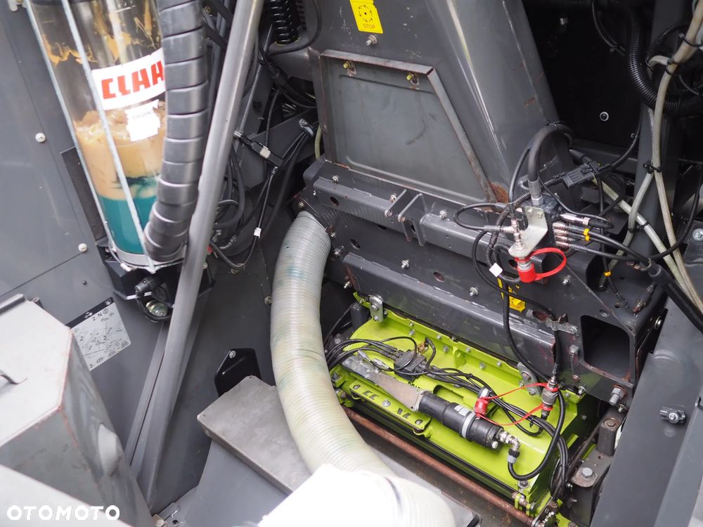 Claas Jaguar 950 4WD - 13