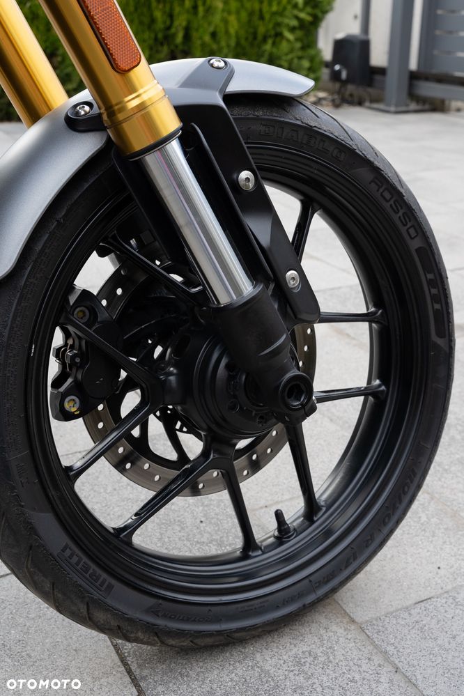 Triumph Speed Twin - 13