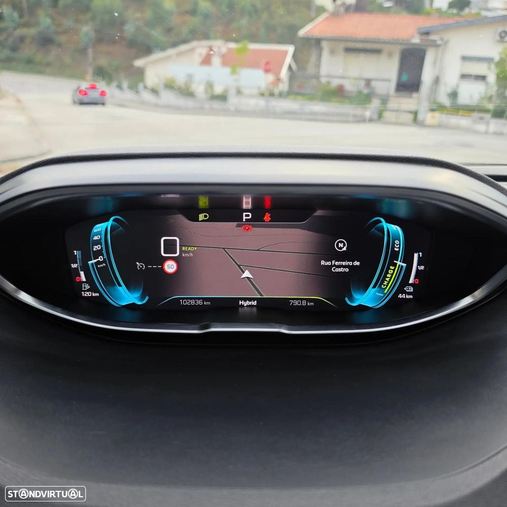 Peugeot 3008 1.6 Hybrid Allure Pack e-EAT8 - 17
