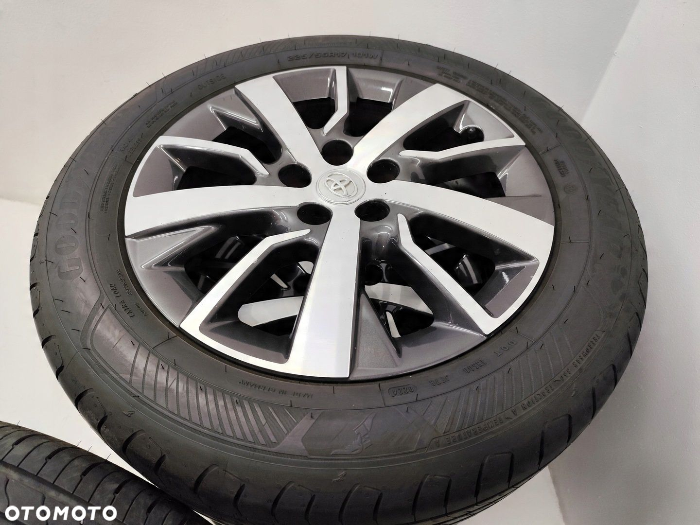 TOYOTA RAV 4 V KOŁA ALUFELGI 17" 9806454377 225/55 R17 KOMPLET - 2