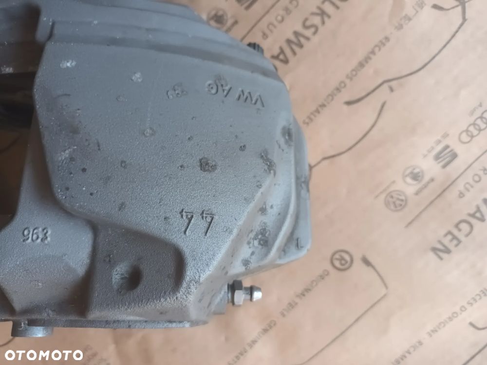 Zacisk hamulcowy przód Audi A4 B9 8W A5 2.0 TSFI 8W05BK 8W06BK 72km - 11