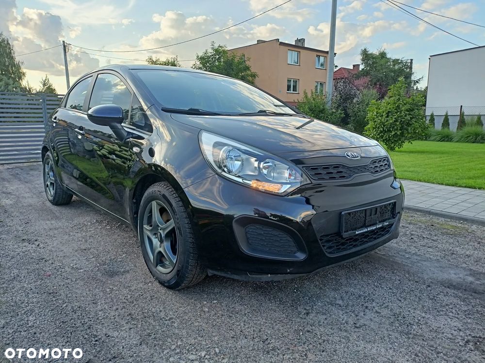 Kia Rio - 2