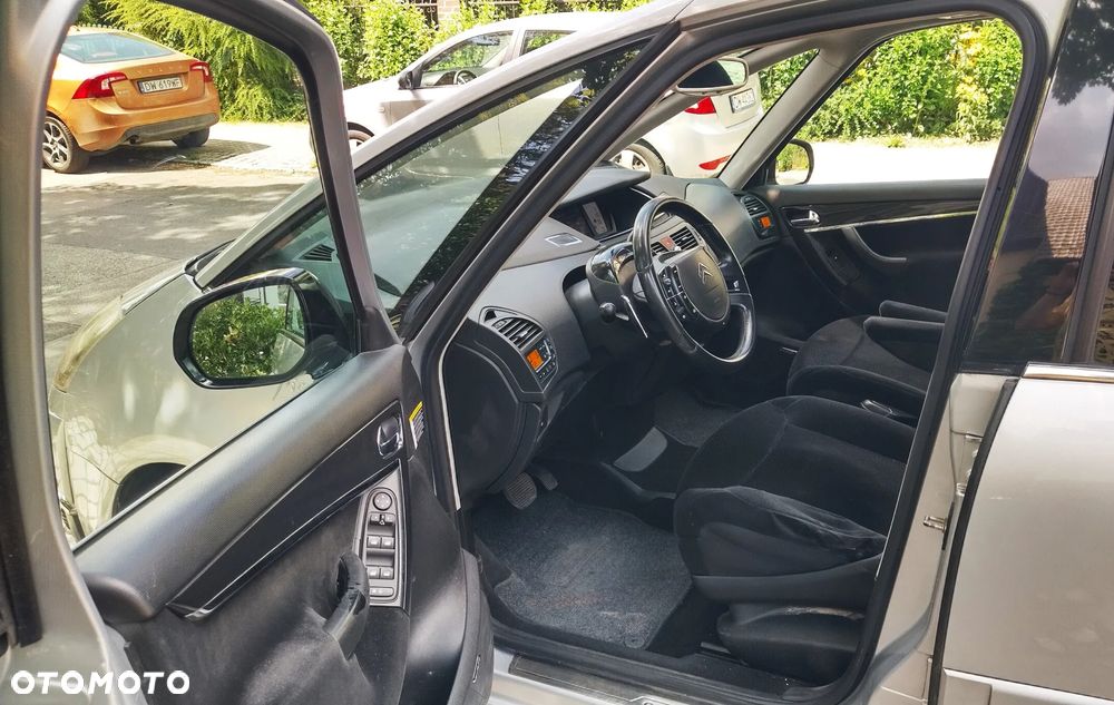 Citroën C4 Picasso 2.0 HDi Equilibre Exclusive Navi MCP - 8