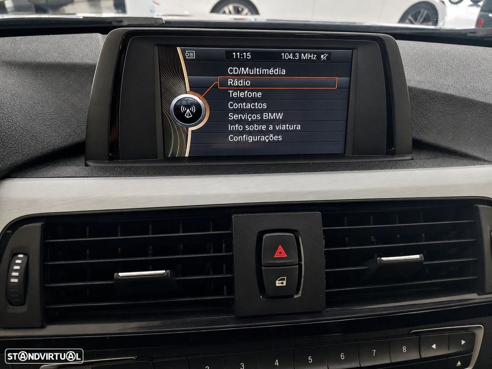 BMW 320 d Line Sport - 15