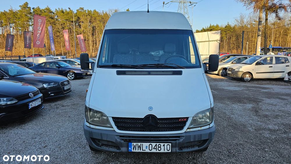 Mercedes-Benz Sprinter - 28