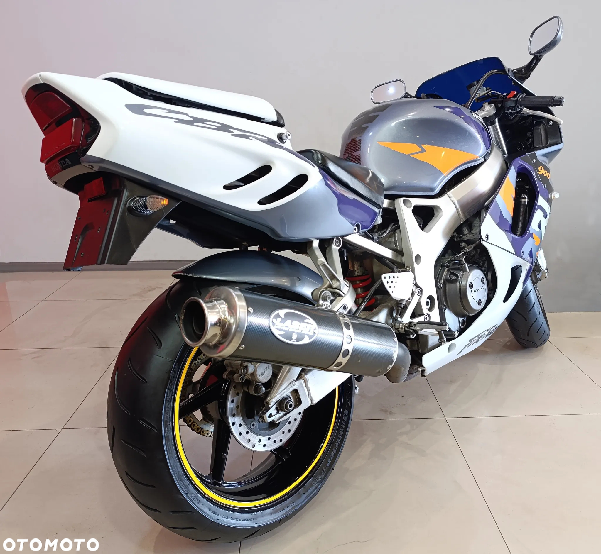 Honda CBR - 4