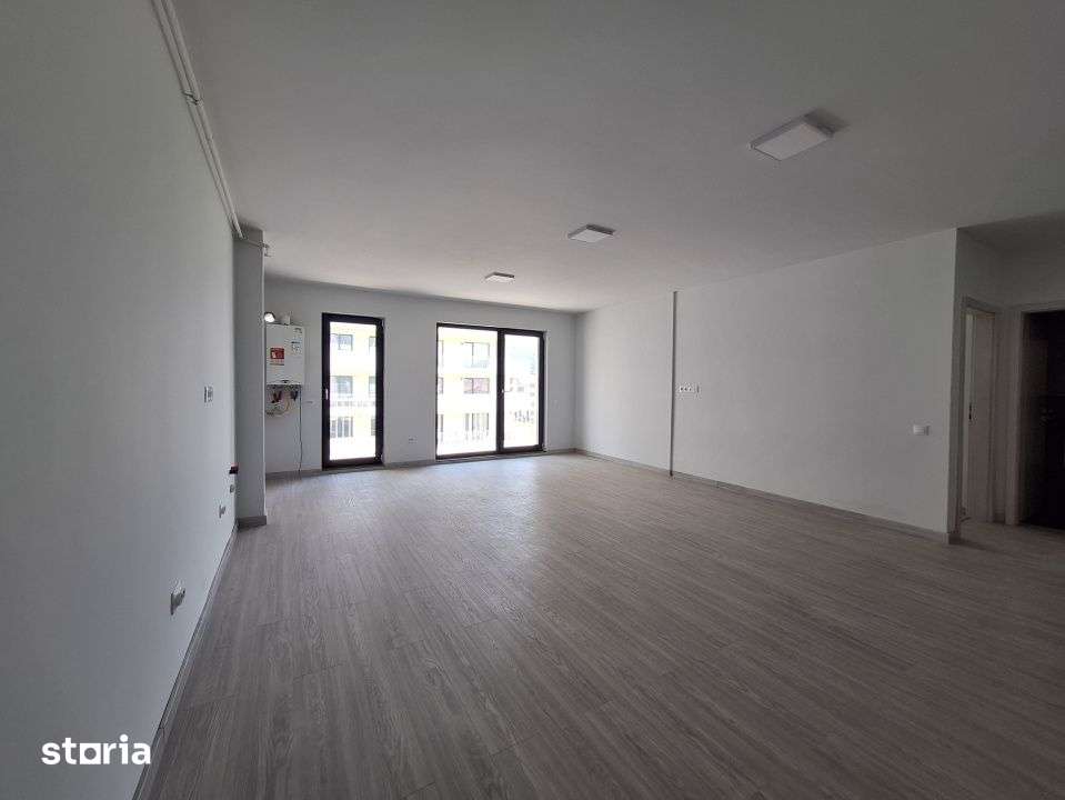 Apartament cu 2 camere, 55 mp, balcon, zona Eroilor — fotografia 1