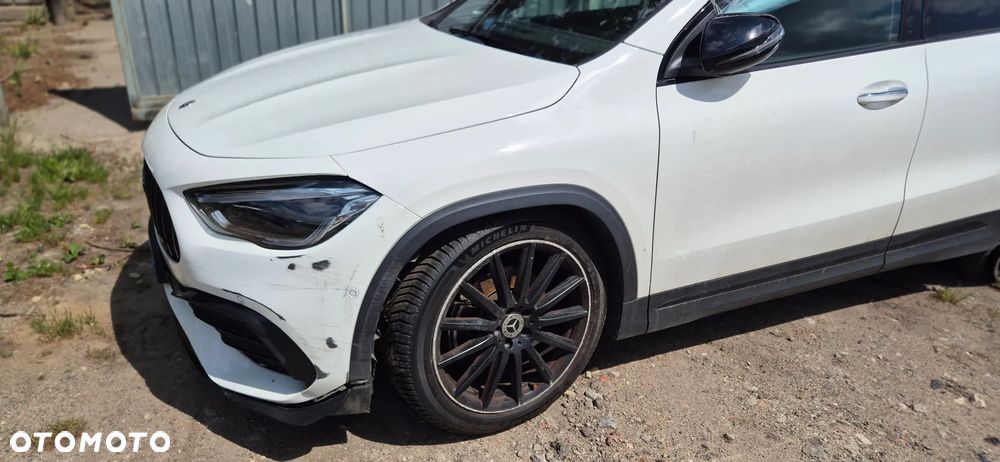 Mercedes-Benz GLA 200 AMG Line - 20