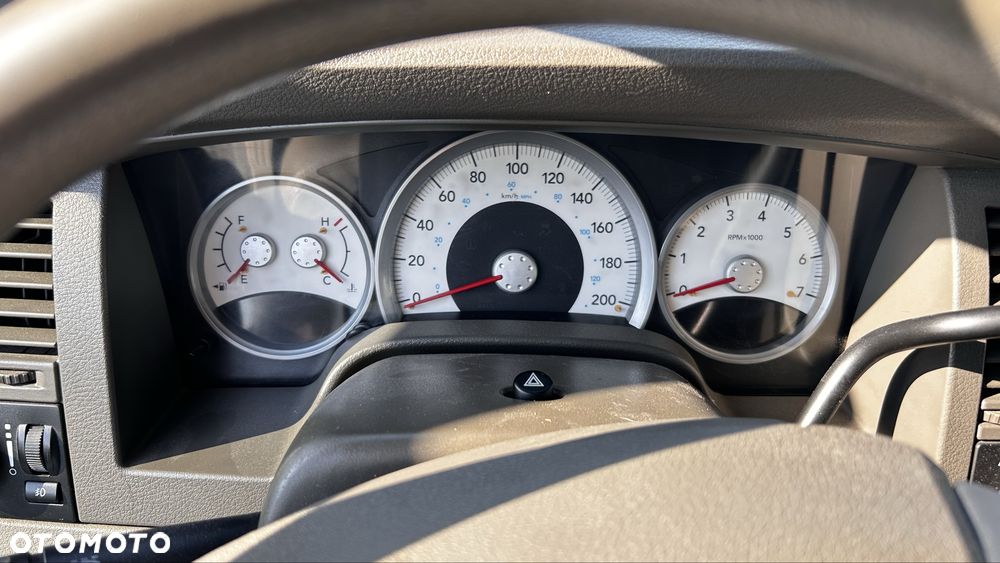 Dodge Durango - 8