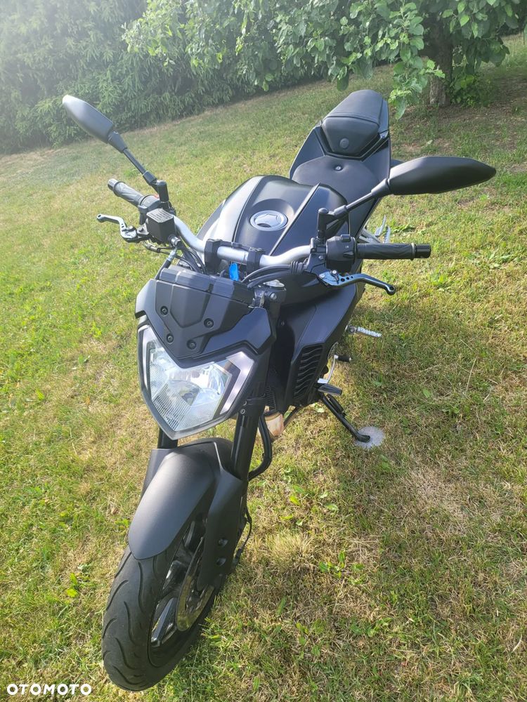 Yamaha MT - 7
