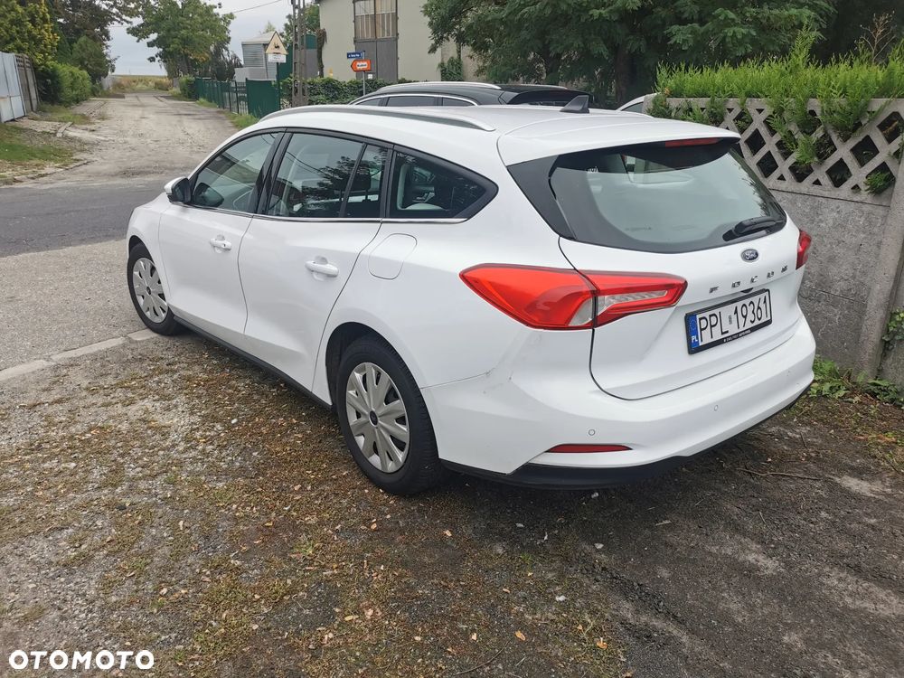 Ford Focus - 6