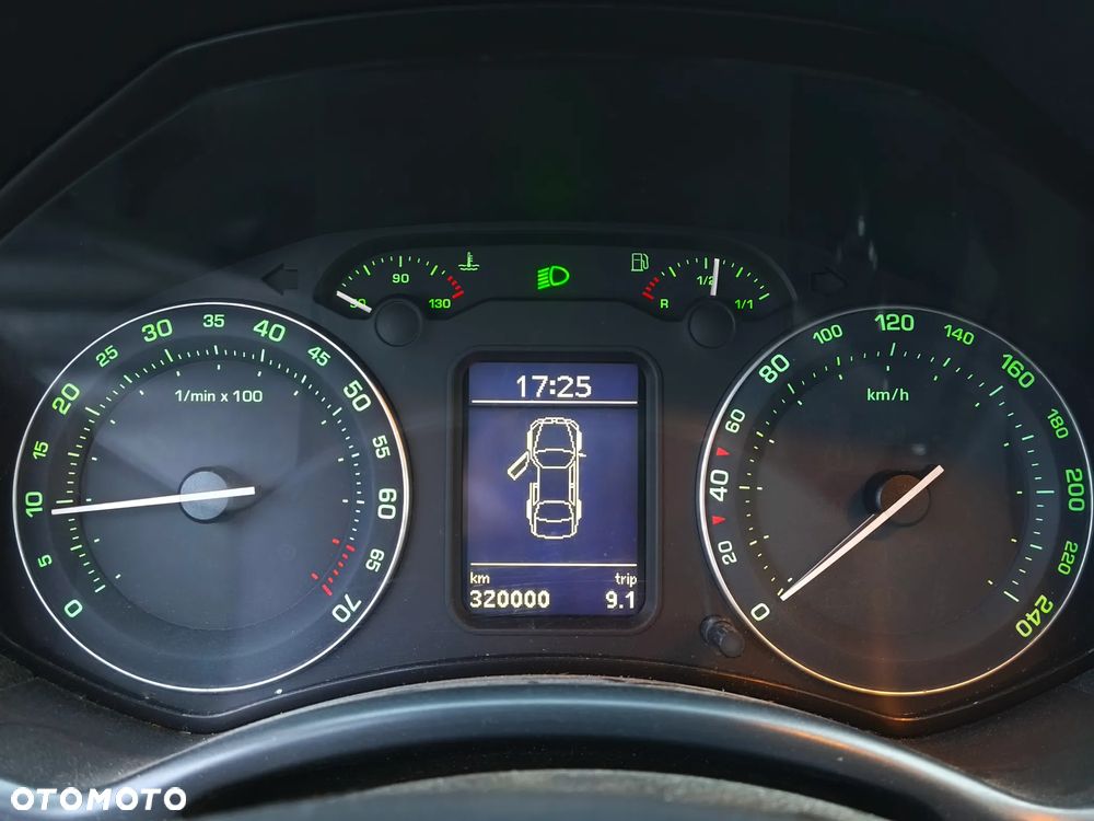 Skoda Octavia 2.0 FSI Elegance - 21