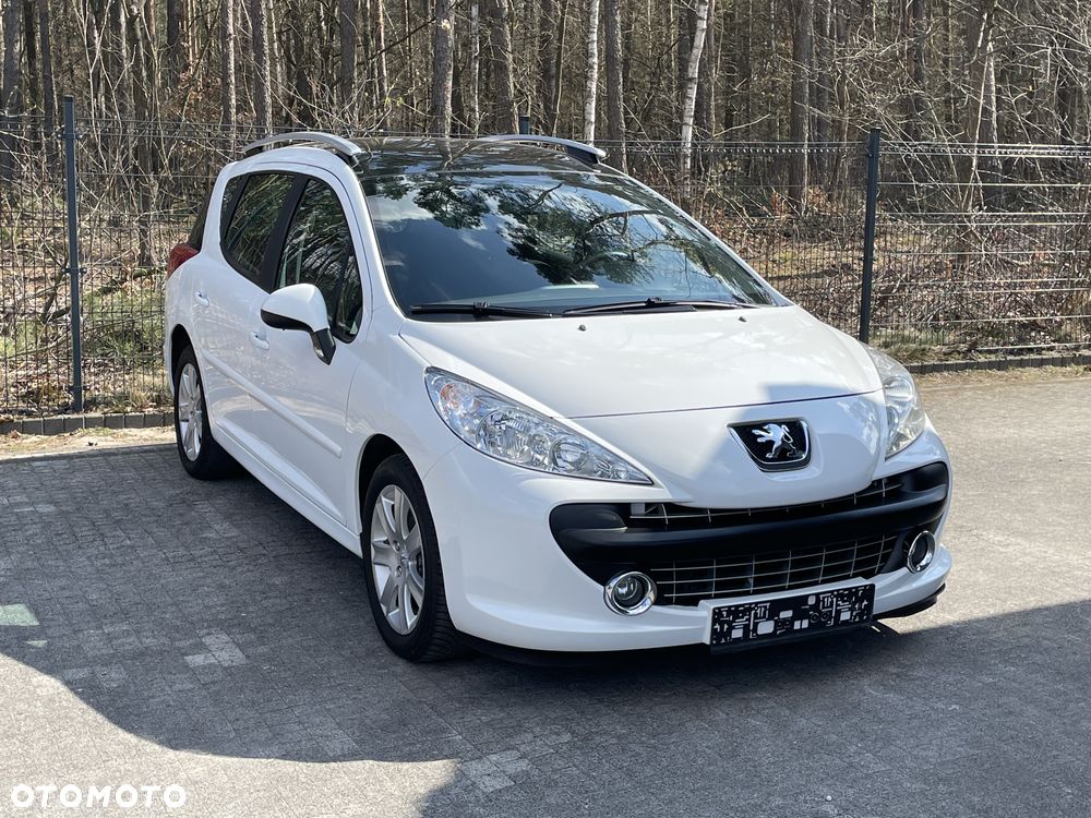 Peugeot 207 120 VTi Automatik Premium - 4