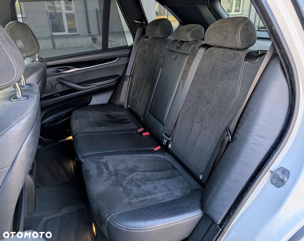 BMW X5 xDrive30d Sport-Aut - 25