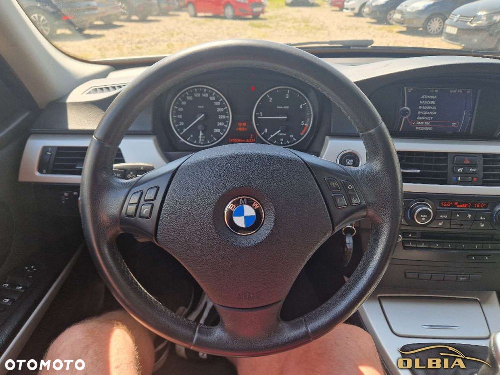 BMW Seria 3 - 26