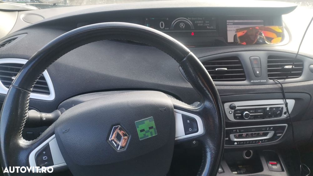 Renault Grand Scenic Energy dCi 110 Start & Stop Dynamique - 13