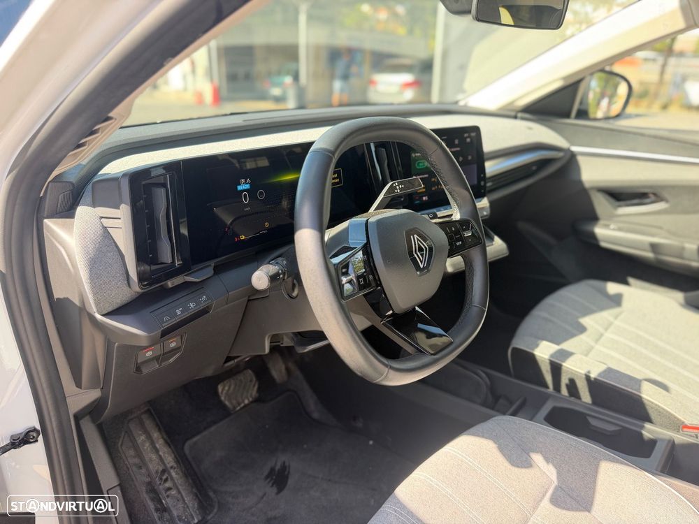 Renault Mégane E-Tech - 14