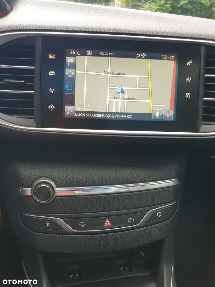 Peugeot 308 BlueHDi FAP 150 Stop & Start Allure - 25