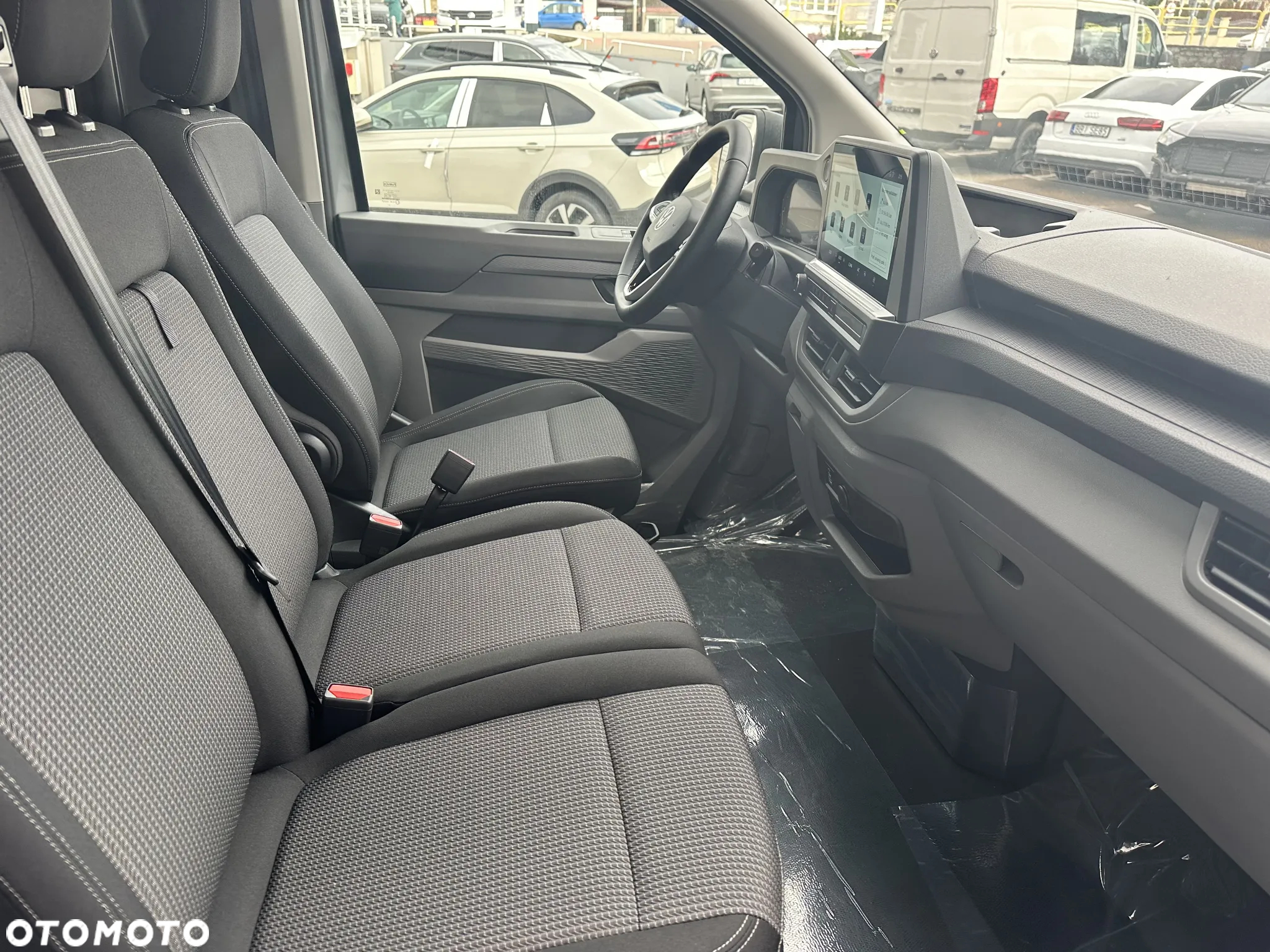 Volkswagen Transporter T7 - 11
