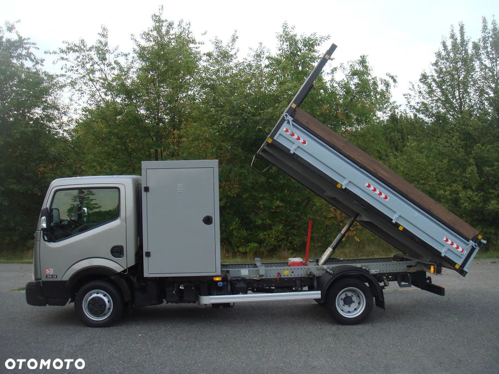 Renault MAXITY - 5