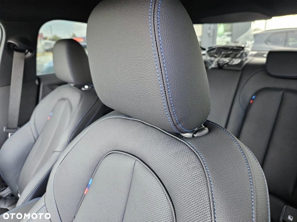 BMW Seria 2 218i - 19
