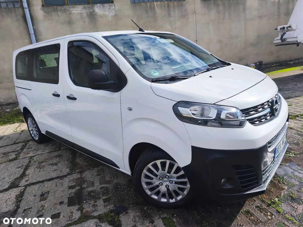 Opel Vivaro Kombi 2.0 CDTI Long 2,8t Enjoy - 8