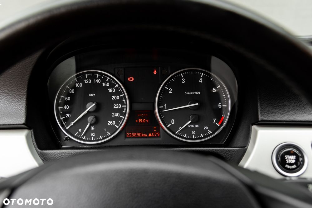 BMW Seria 3 2009