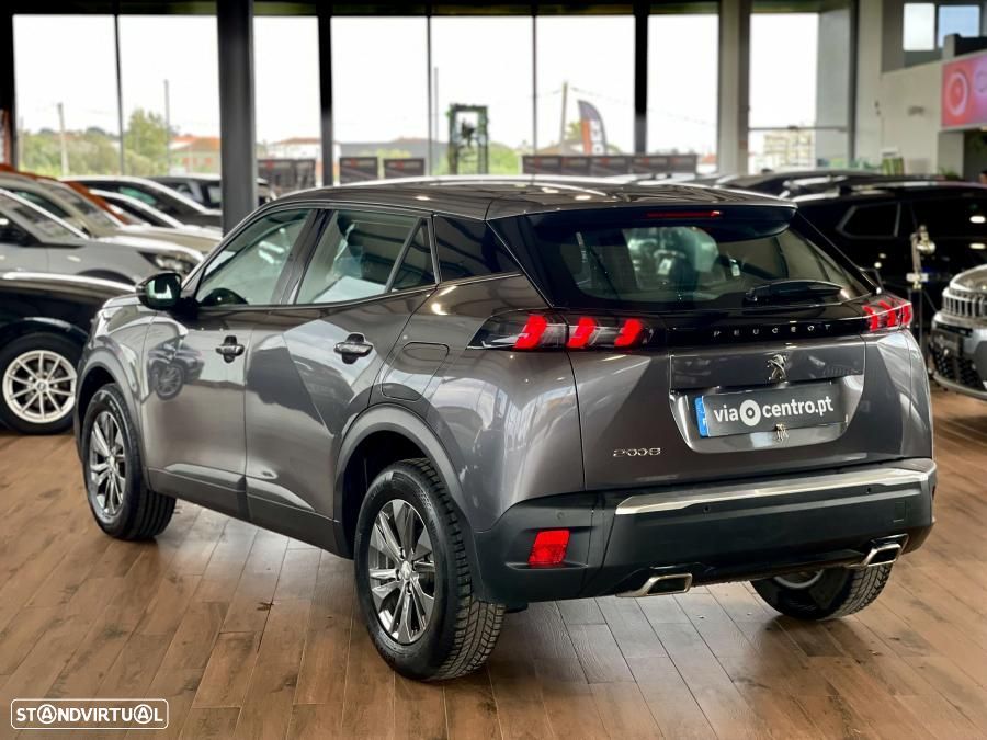 Peugeot 2008 1.2 PureTech Active Pack EAT8 - 4