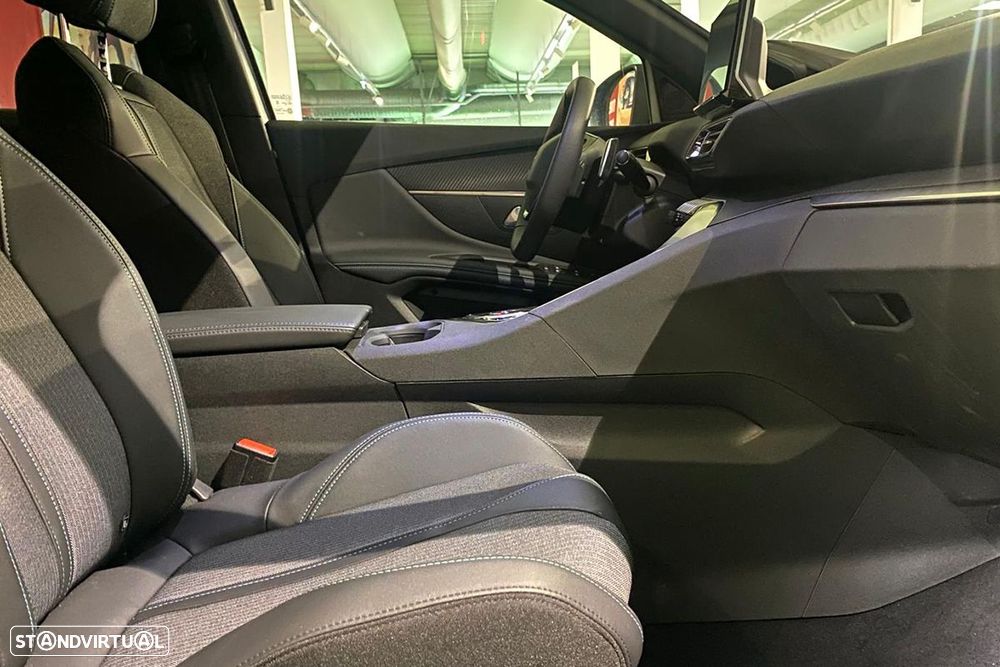 Peugeot 3008 1.2 Hybrid Allure Pack e-DCS6 - 12