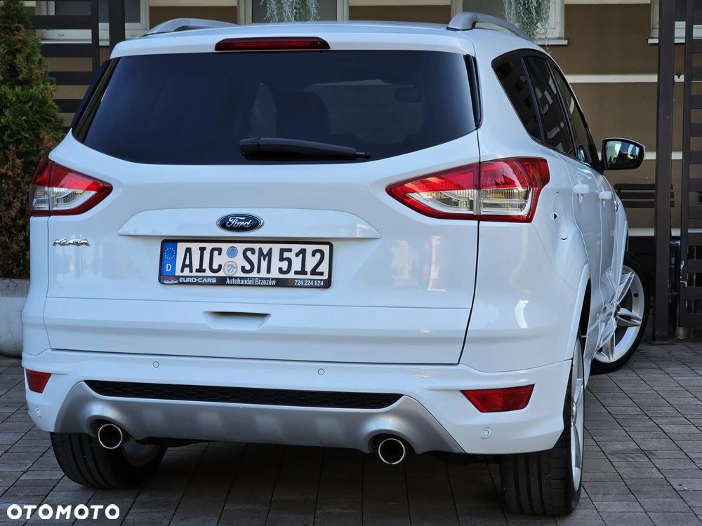 Ford Kuga 2.0 TDCi 2x4 ST-Line - 27