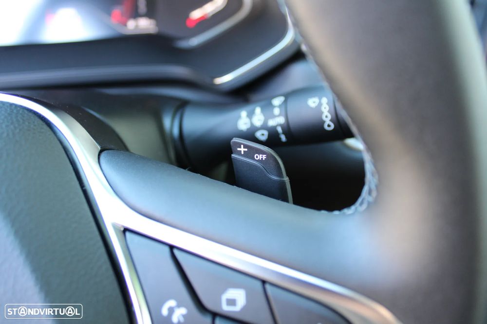 Renault Captur TCe Mild Hybrid 140 EDC GPF EVOLUTION - 19