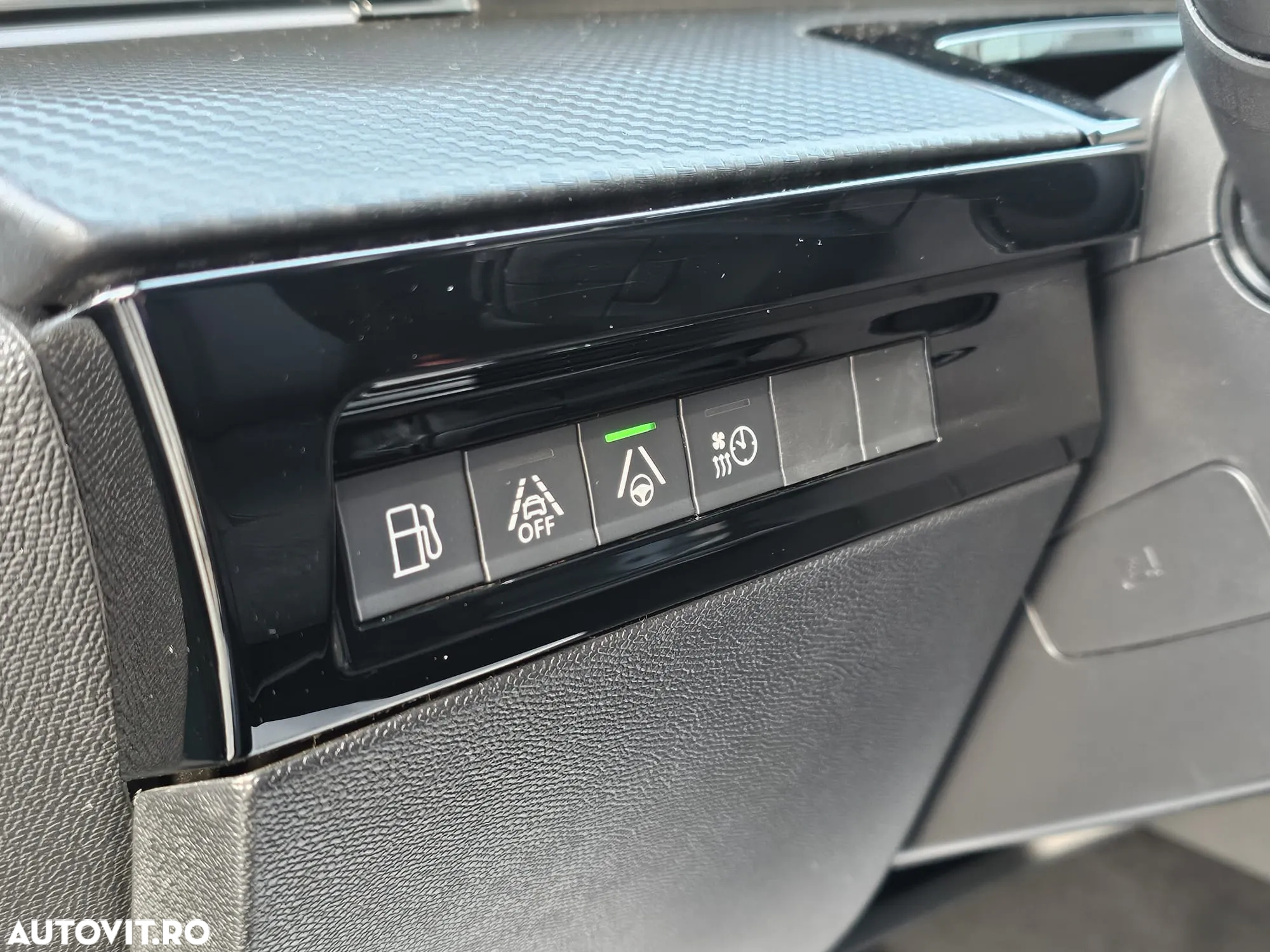 Peugeot 508 Hybrid 360 e-EAT8 SPORT ENGINEERED - 23