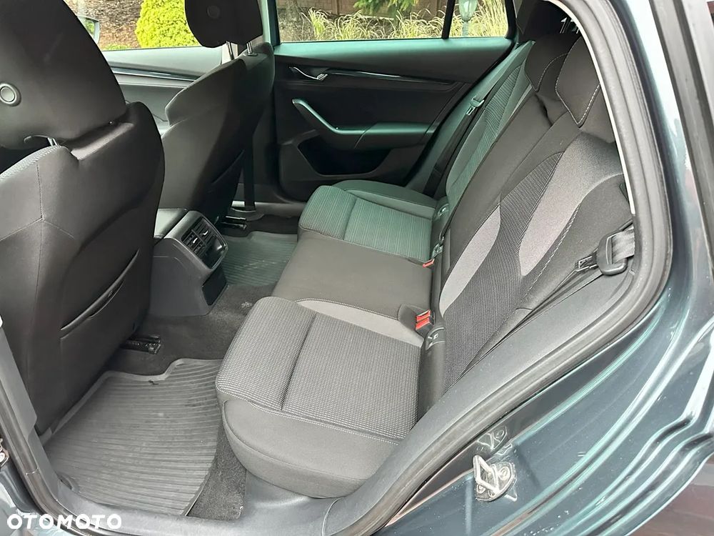 Skoda Octavia 2.0 TDI Ambition - 13