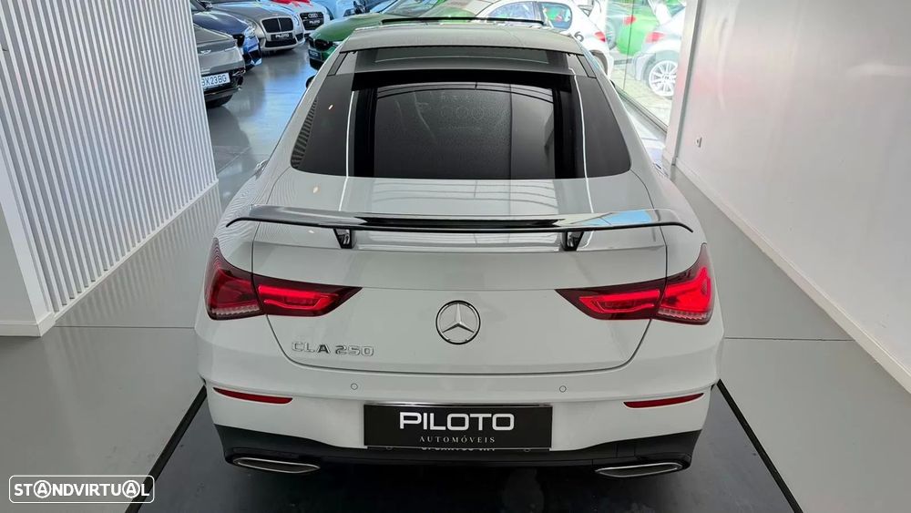 Mercedes-Benz CLA 250 7G-DCT AMG Line - 9