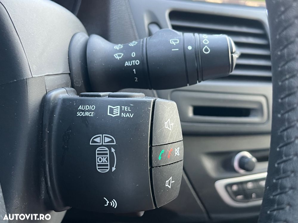 Renault Laguna dCi 110 FAP Dynamique - 10