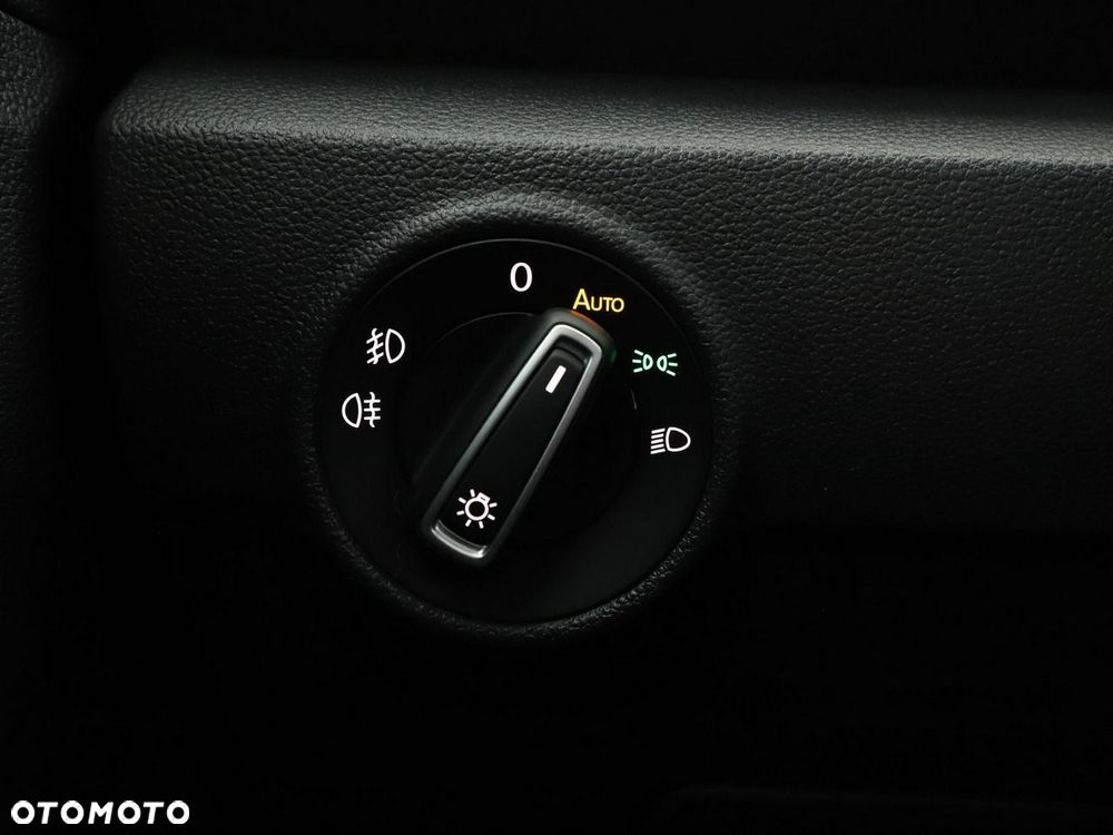 Volkswagen T-Roc 1.0 TSI Style - 33