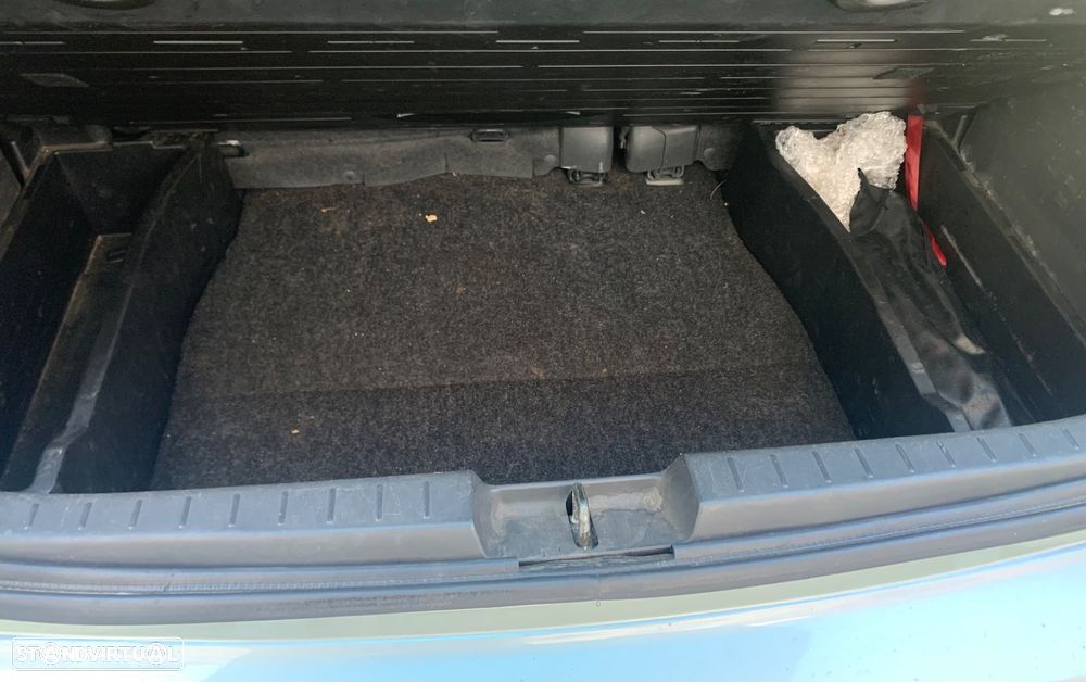 Toyota Yaris 1.0 VVT-i - 16