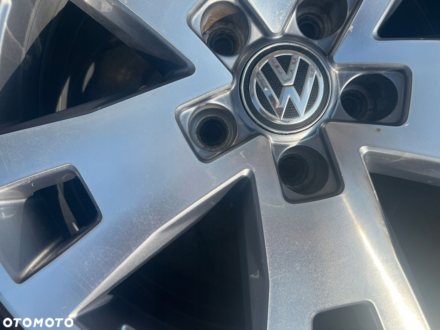 FELGI ALU VOLKSWAGEN VW 2H0 T5 T6 AMAROK CRAFTER 17 5X120 ET49 ORYGINALNE - 3