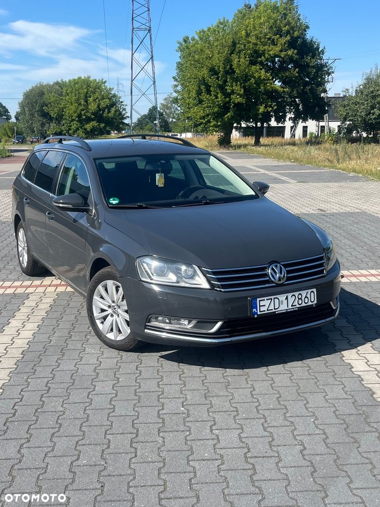 Volkswagen Passat 2.0 TDI DPF Trendline DSG - 2